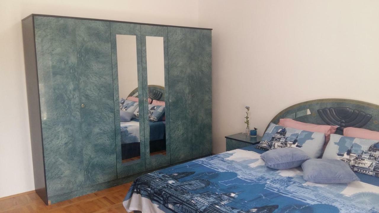 Apartment Ilina Vodice Ngoại thất bức ảnh