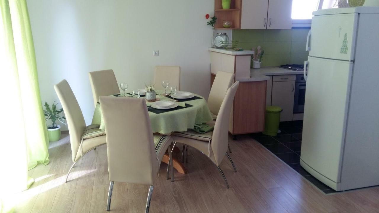 Apartment Ilina Vodice Ngoại thất bức ảnh