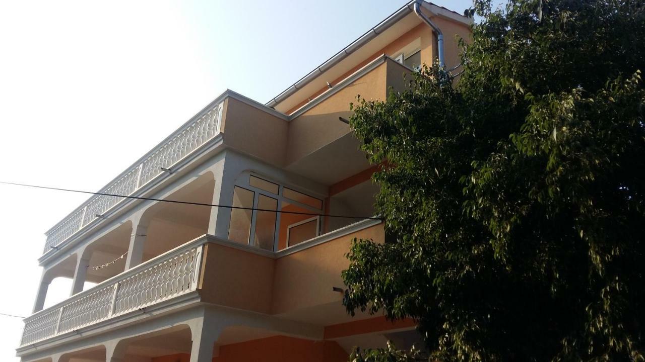 Apartment Ilina Vodice Ngoại thất bức ảnh