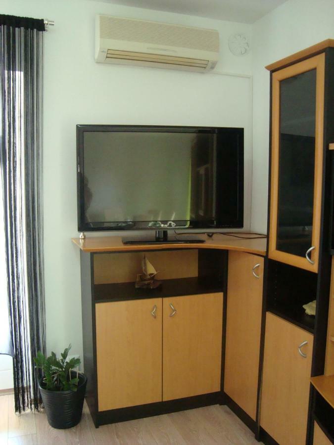 Apartment Ilina Vodice Ngoại thất bức ảnh