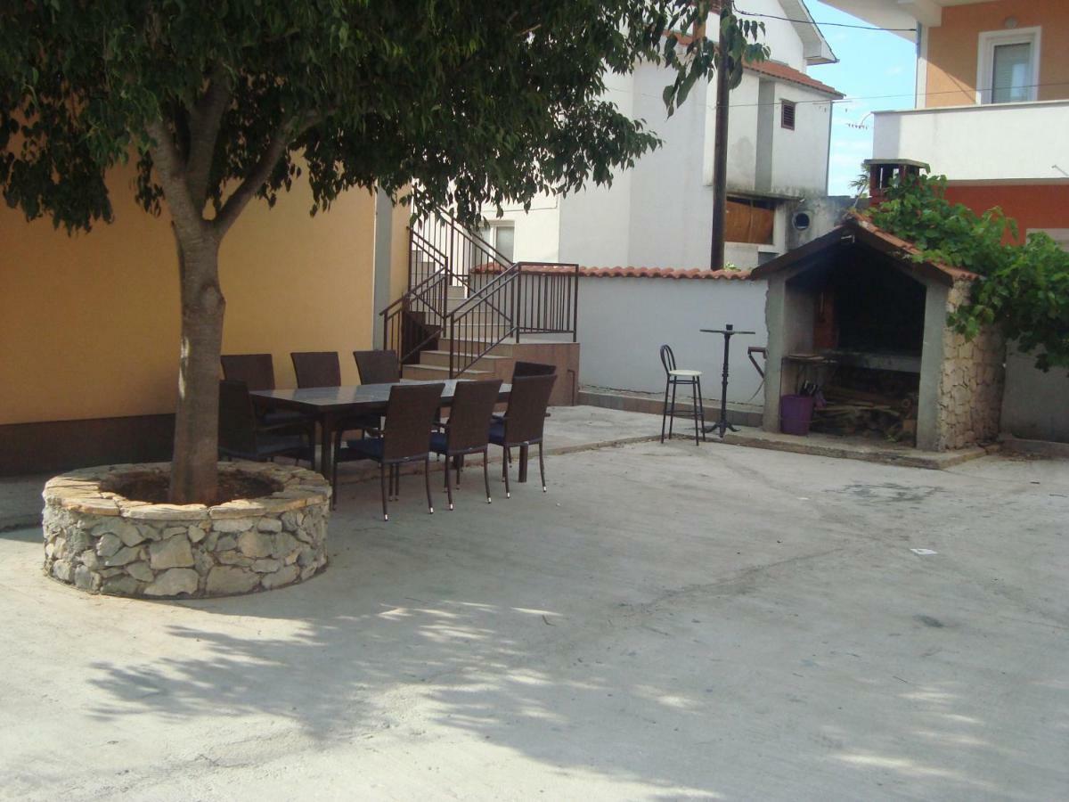 Apartment Ilina Vodice Ngoại thất bức ảnh